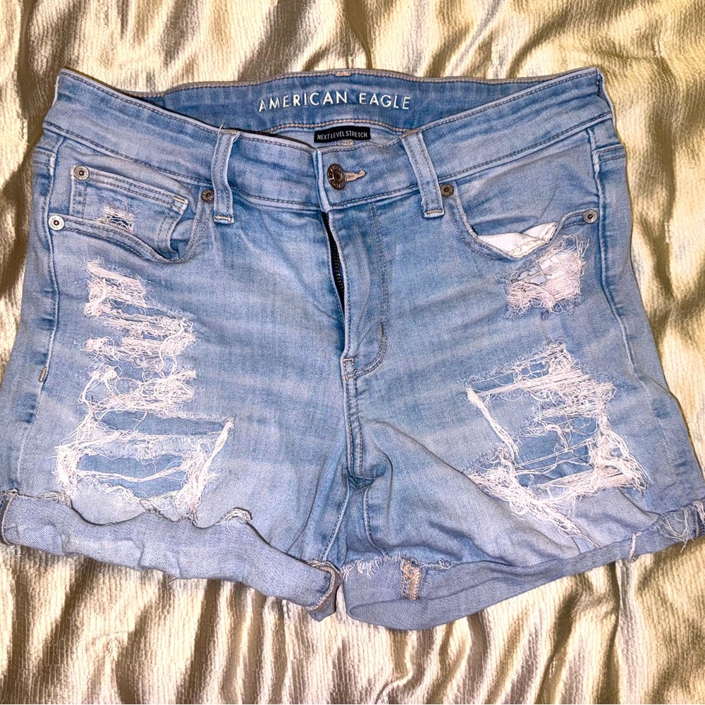 American Eagle Outfitters Women's Light Wash Distressed Jean Shorts